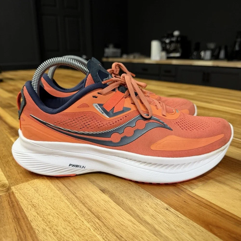 Saucony Women's Guide 15 Running Shoes, Sunstone/Night Size 8.5